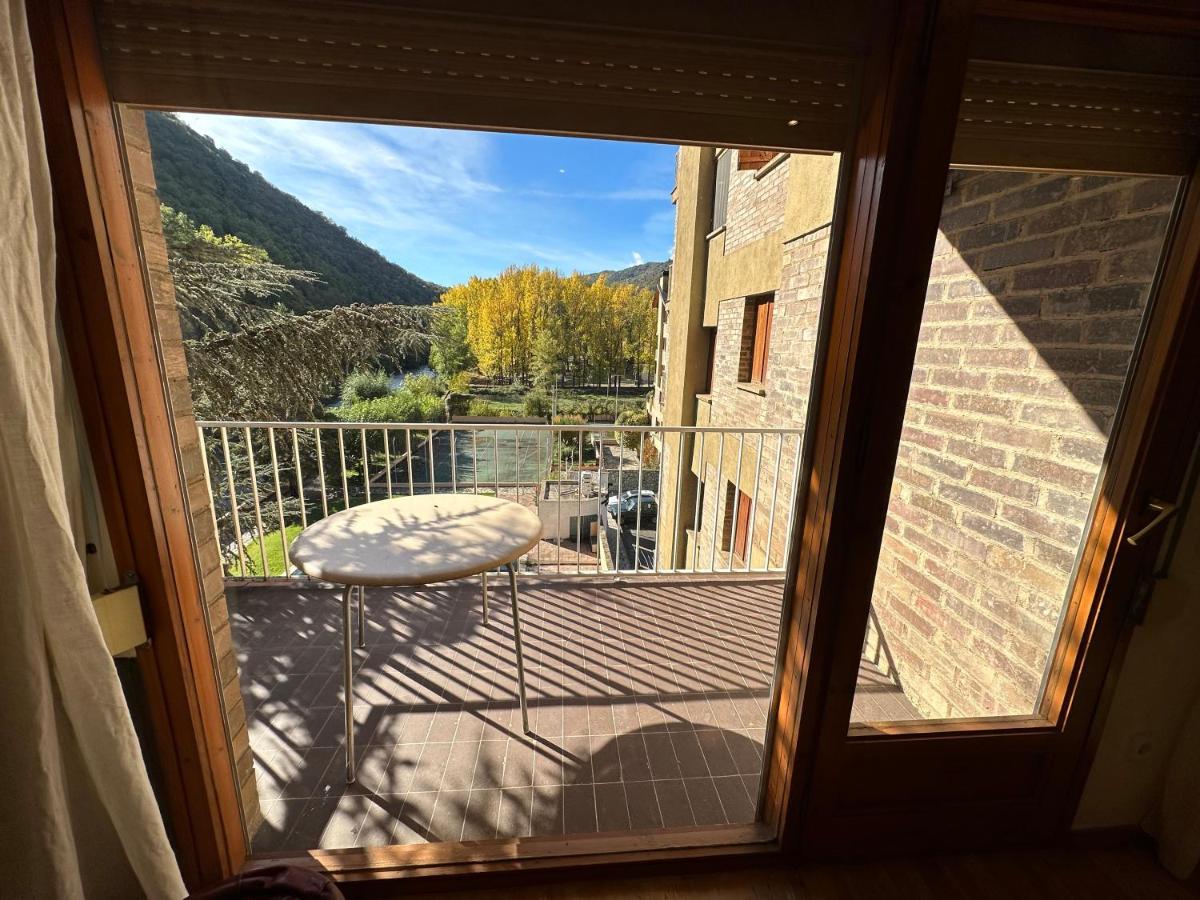 Apartament Rialp Amb Vistes Al Riu Noguera Pallaresa Eksteriør bilde