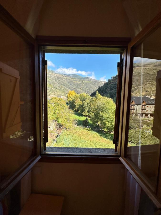 Apartament Rialp Amb Vistes Al Riu Noguera Pallaresa Eksteriør bilde