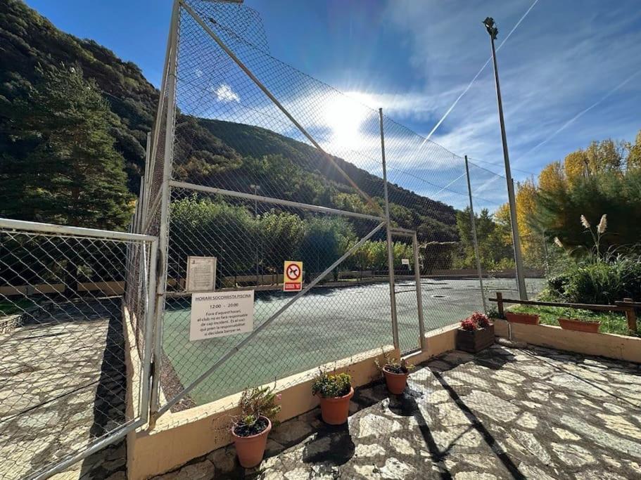Apartament Rialp Amb Vistes Al Riu Noguera Pallaresa Eksteriør bilde