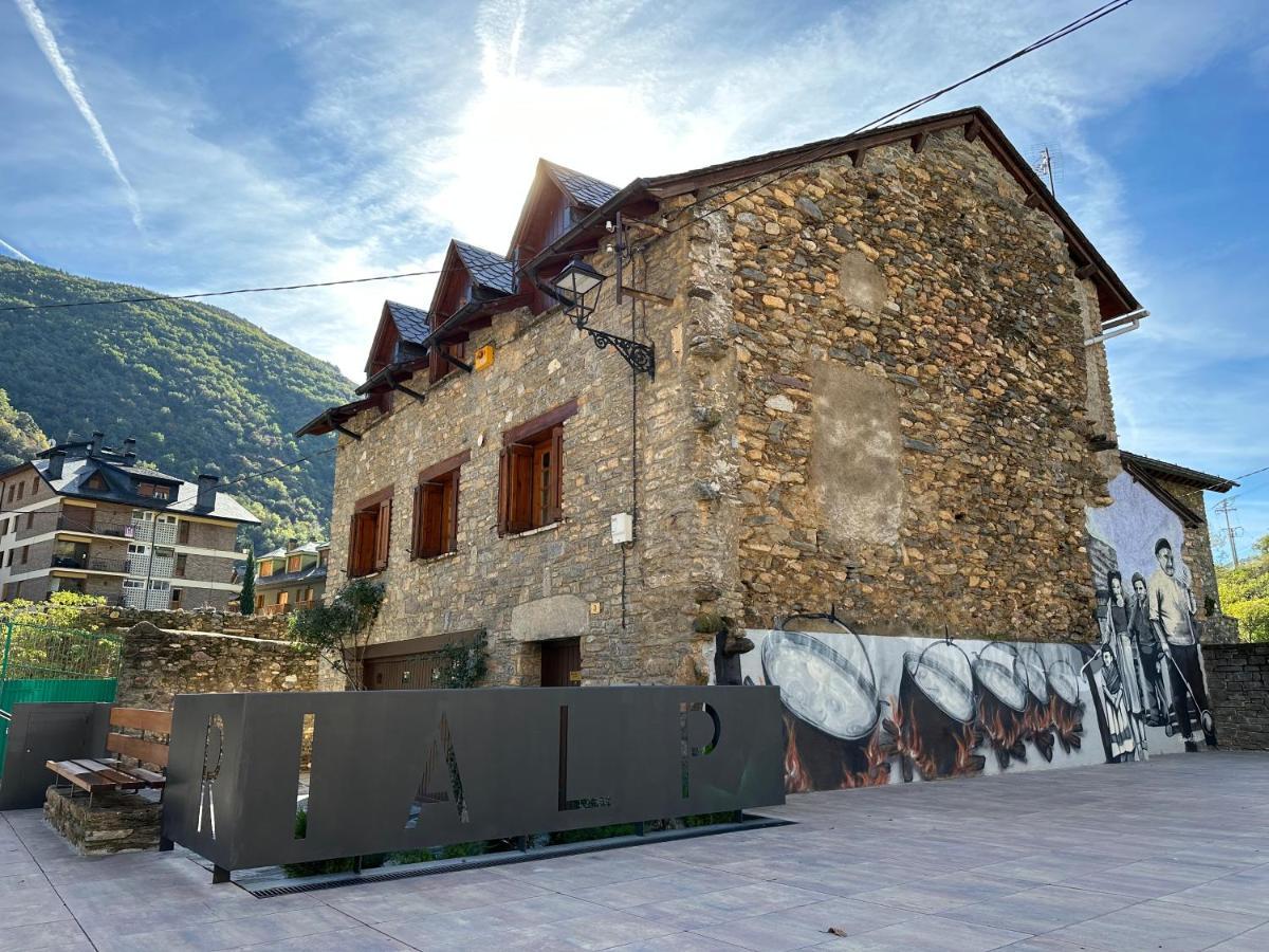 Apartament Rialp Amb Vistes Al Riu Noguera Pallaresa Eksteriør bilde