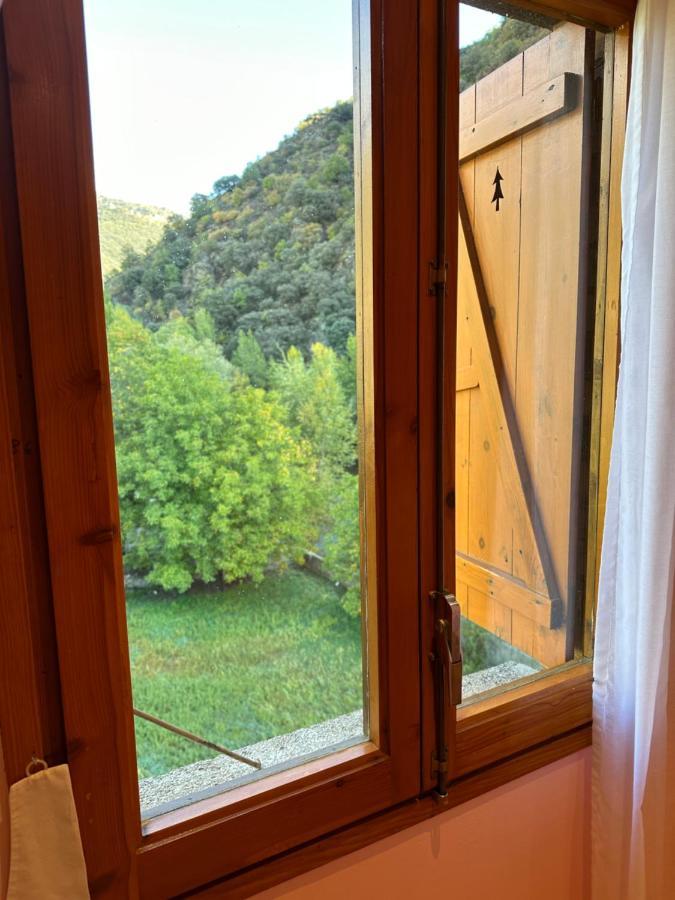 Apartament Rialp Amb Vistes Al Riu Noguera Pallaresa Eksteriør bilde
